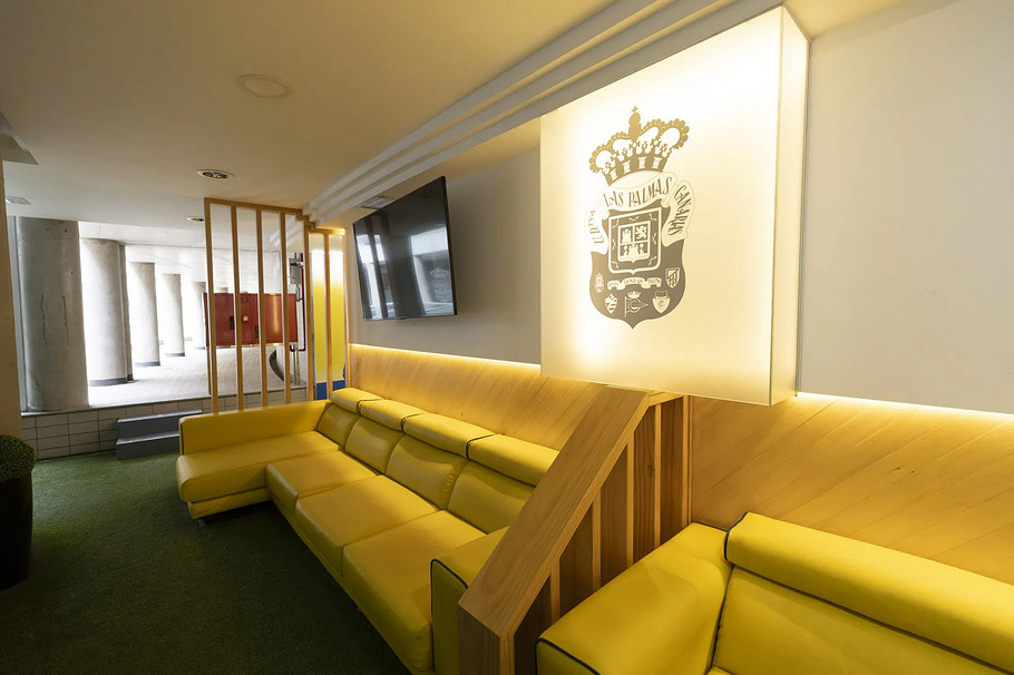 d1bd17d1-63b1-4006-968c-ab16f53c0e7f-887