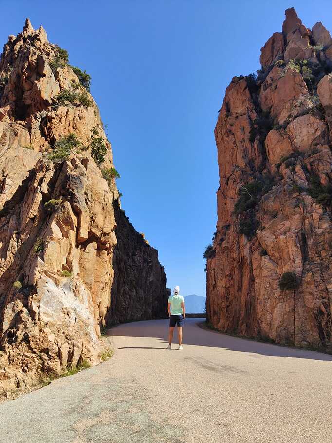 ea1ad6eb-dce0-4b6f-ab5b-aca7268d0623