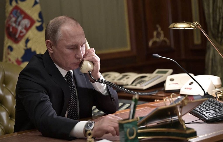 putinphone4